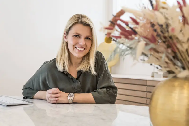 DrSjoelund_Team_Dr_Romina_Sjoelund